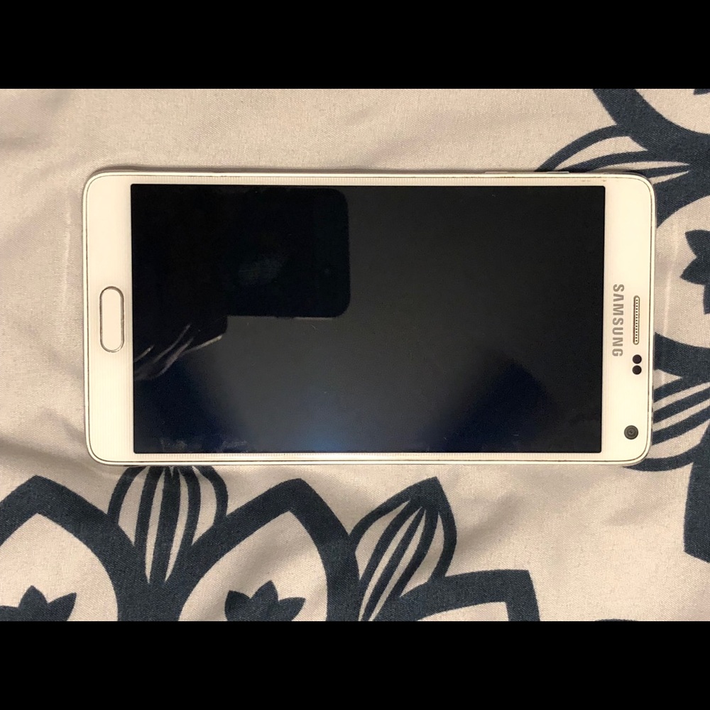SOLD- Samsung galaxy note 4